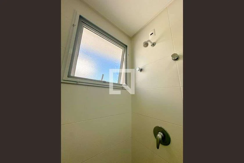 Furnished apartment with 2 bedrooms and an en-suite suite — photo 19