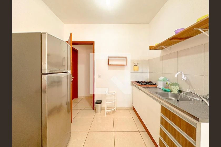 Furnished apartment, 40 m², with floor-to-ceiling windows — photo 20