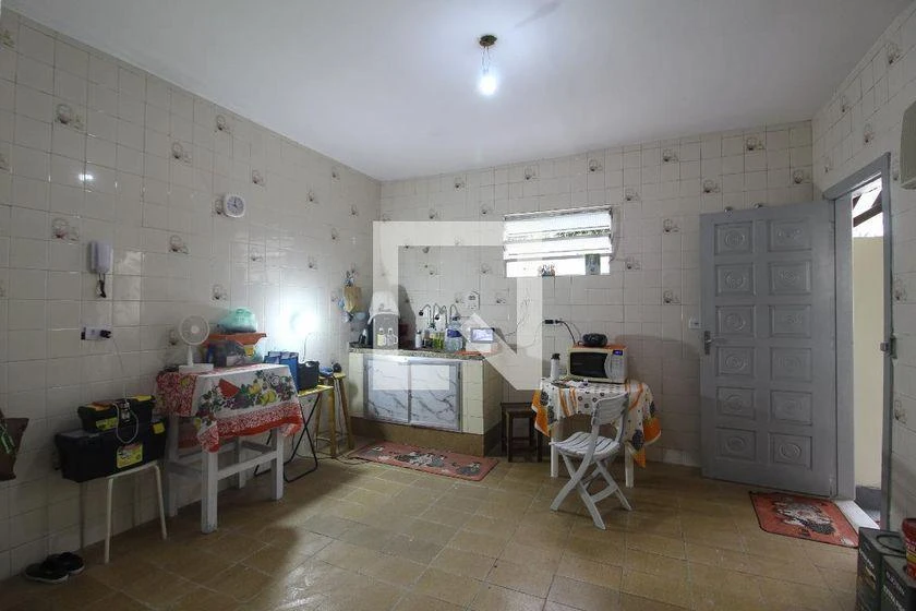 Casa de 3 dormitorios, 1 con baño propio, 545 m² — photo 2