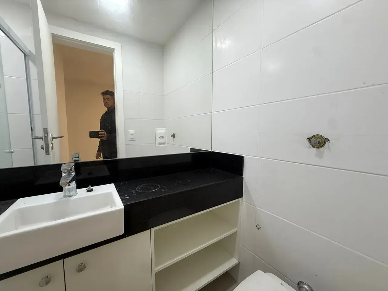 2-bedroom apartment with open-plan gas kitchen — photo 14