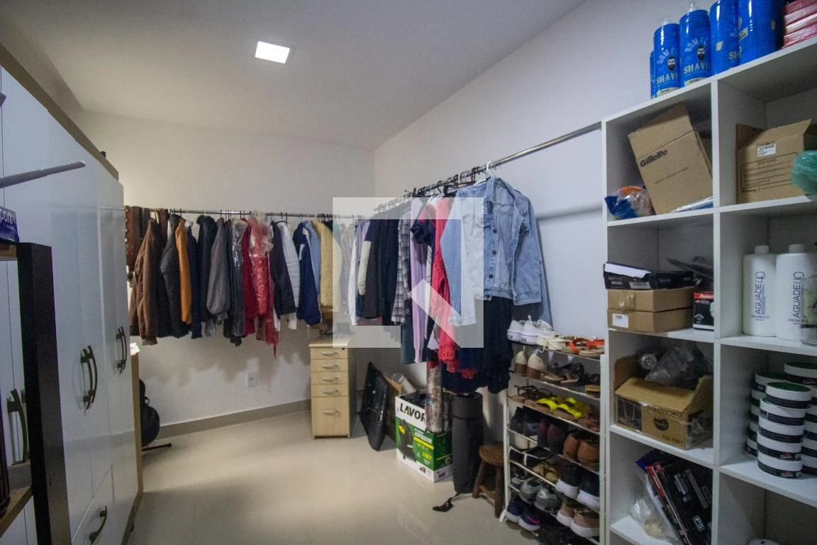 Casa mobiliada com 4 quartos e área gourmet na varanda — photo 41