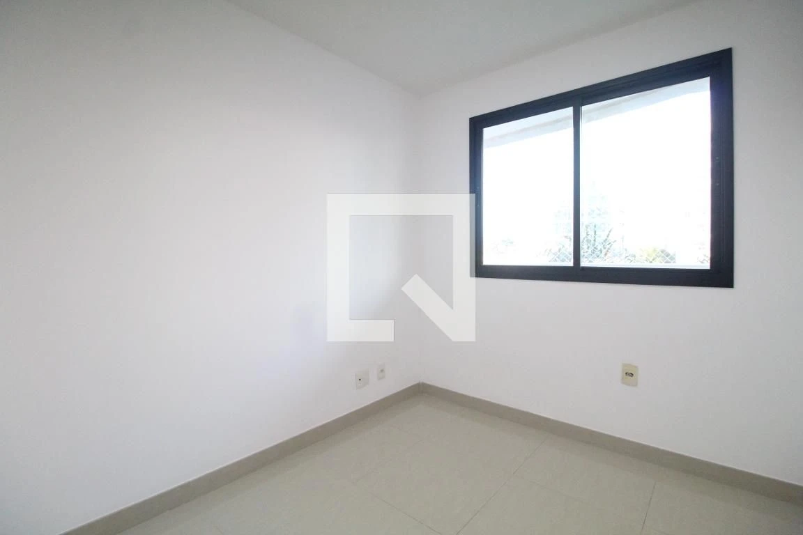Apartamento sem mobília com varanda e 3 quartos — photo 27