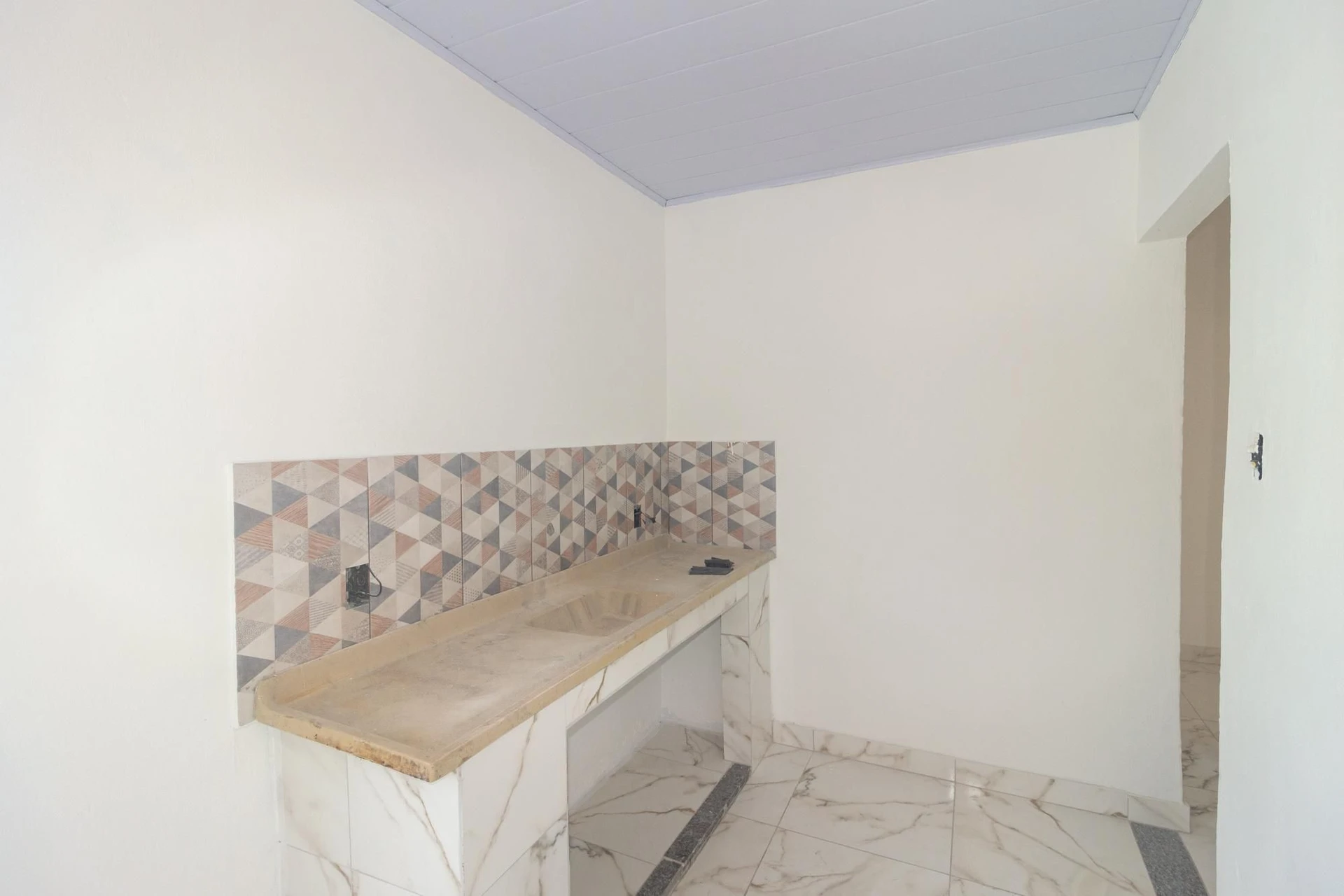 House, 80 m², with a grill on the balcony — photo 26