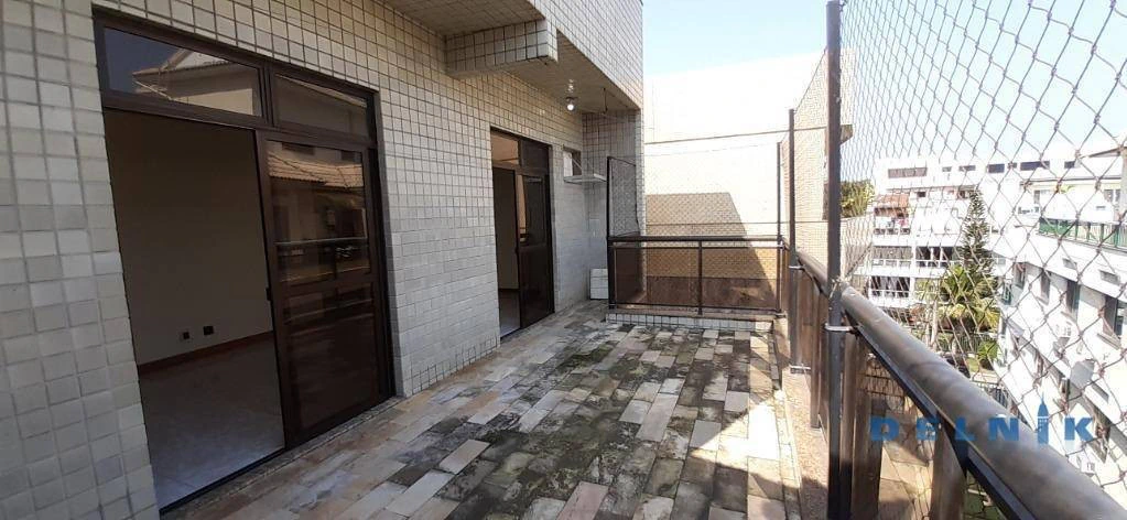 241 m² apartment with 3 bedrooms and private BBQ — photo 2