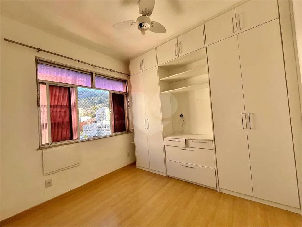 Apartamento com piso de madeira ou laminado, Tijuca — photo 3