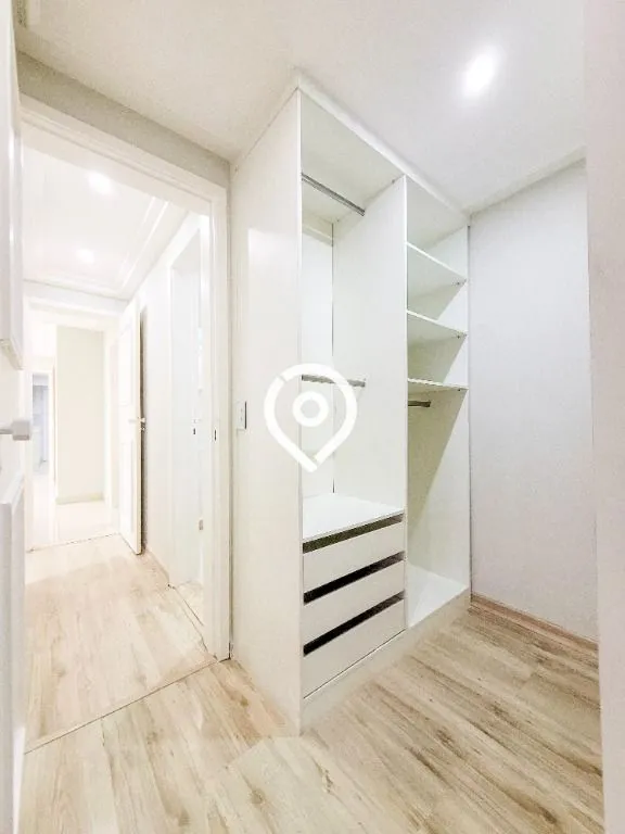 Apartment, 214 m², with a walk-in closet — photo 11