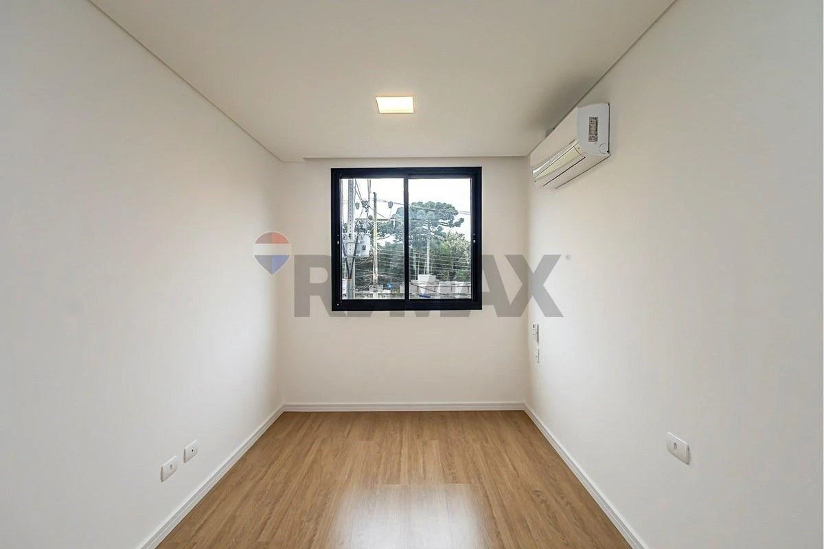 2-bedroom apartment with floor-to-ceiling windows — photo 39