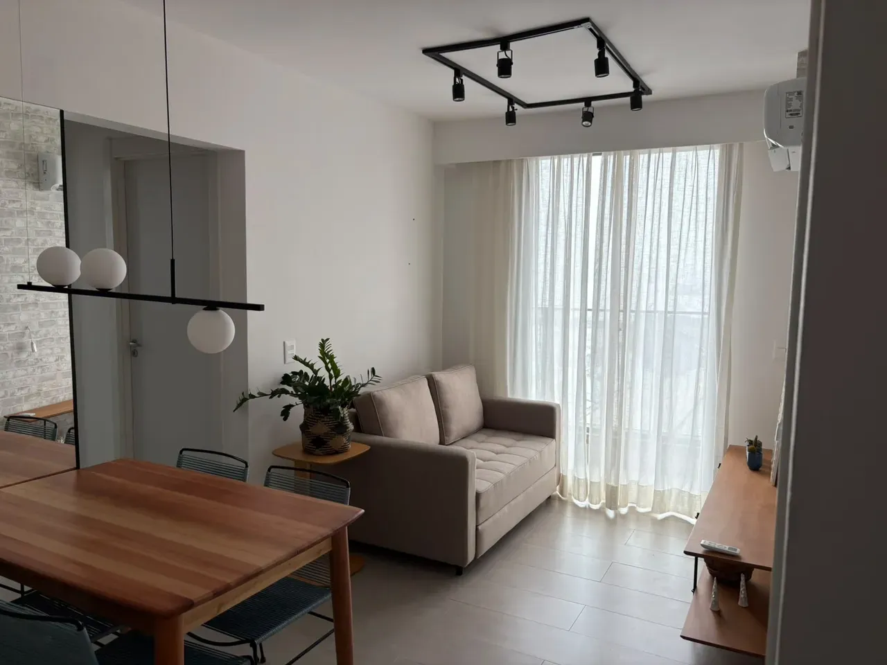 2-bedroom apartment in a building with a sauna — photo 34