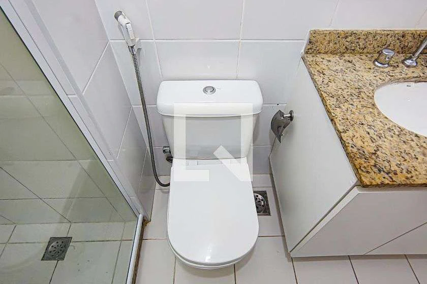 Apartamento vazio de 3 quartos com varanda e 185 m² — photo 14