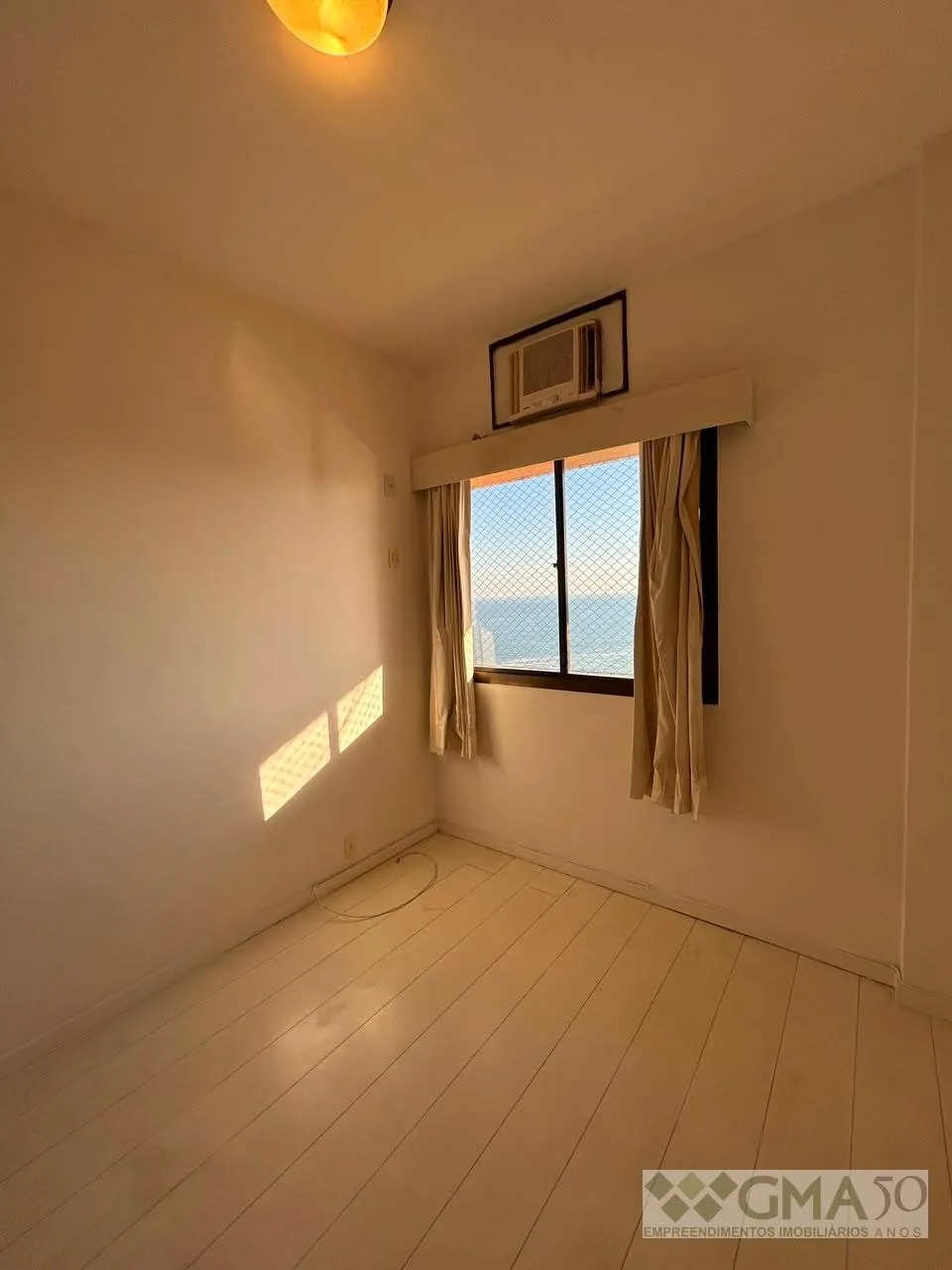 Unfurnished 2-bedroom apartment with 3 bathrooms — photo 11