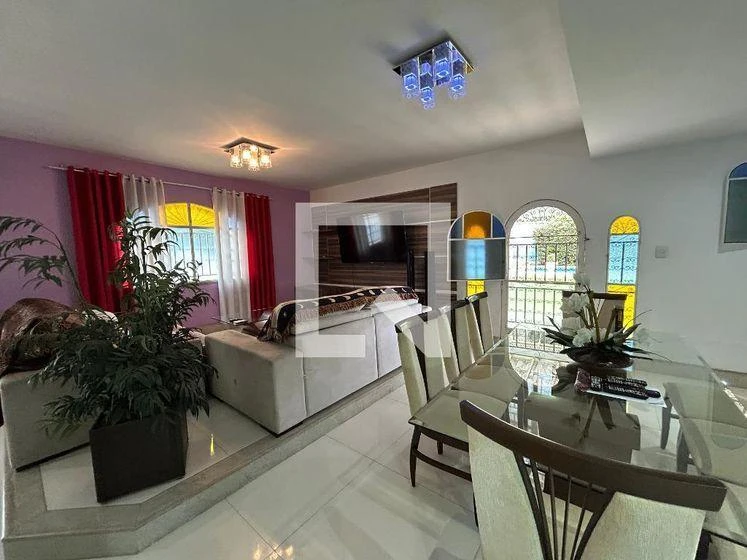 4-bedroom house with a washing machine — photo 32