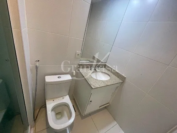 Apartment with 2 bedrooms, 1 bath, and a balcony — photo 19