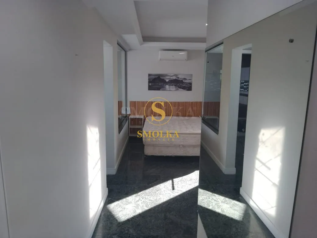 3-bedroom apartment with a water view in Florianópolis — photo 38