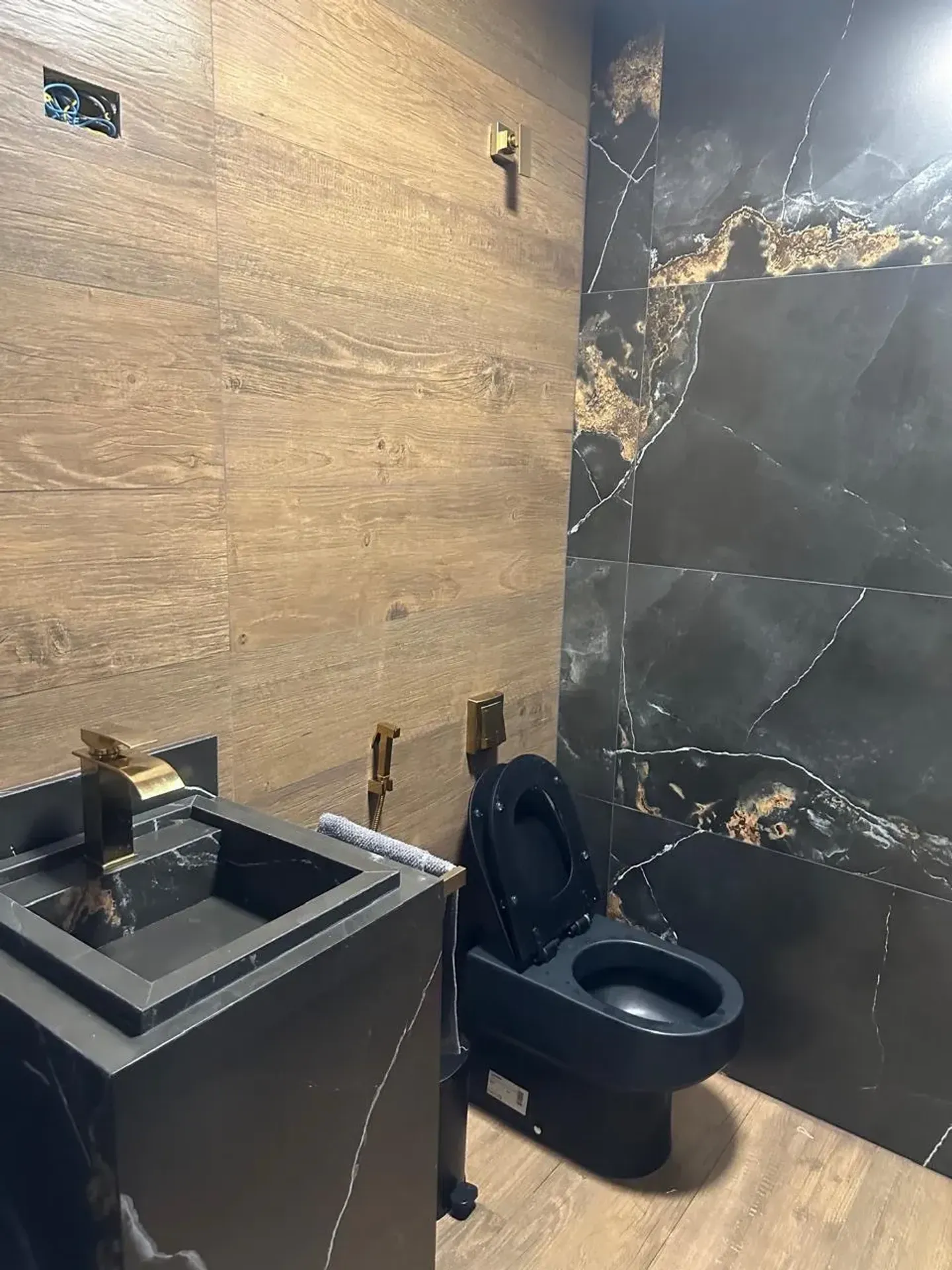 Casa sem mobília com 5 quartos e 5 banheiros — photo 21