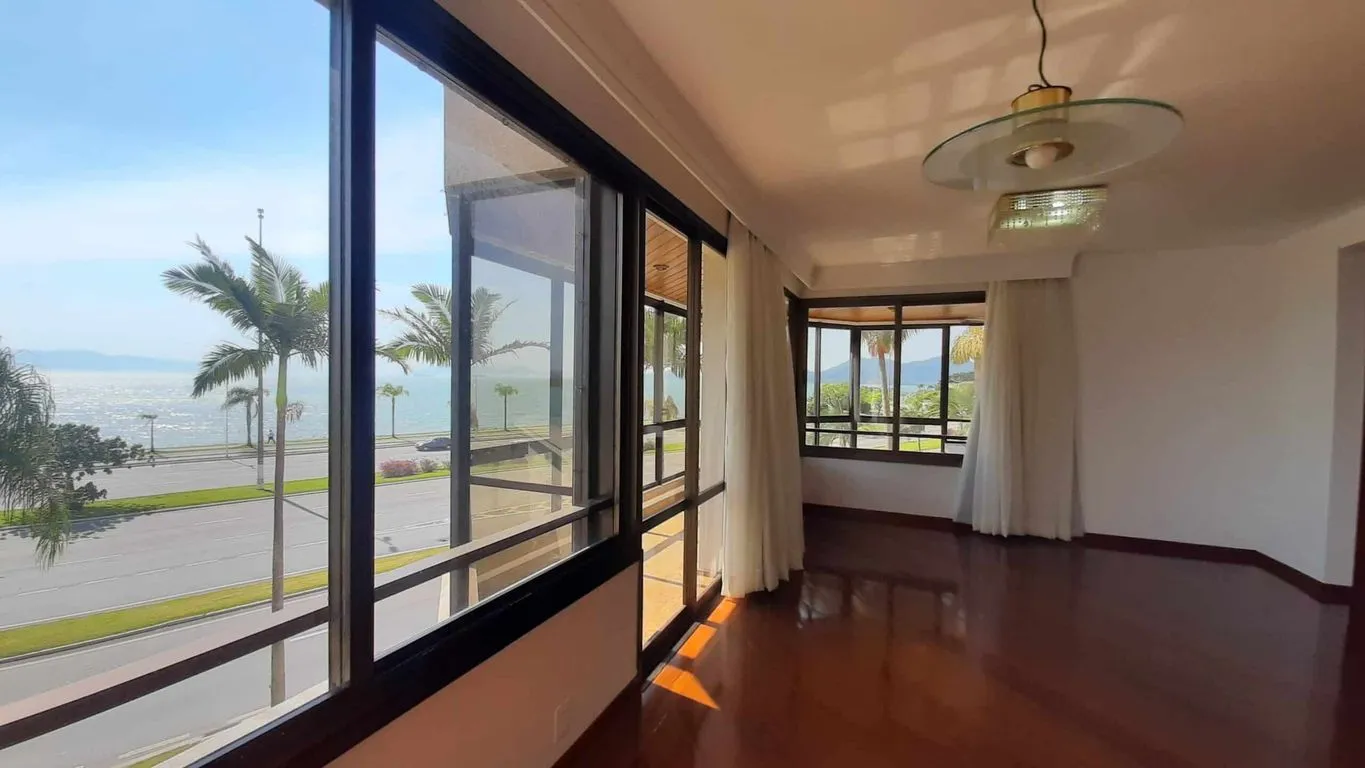 283 m² apartment with 4 bedrooms and 2 en-suites — photo 23