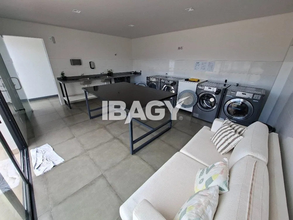 Меблированное студио 57 м² с 1 спальней и парковкой — photo 7