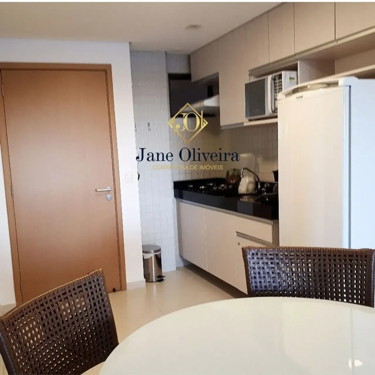 Мебльована квартира на 2 спальні з кухнею інтегрована — photo 8
