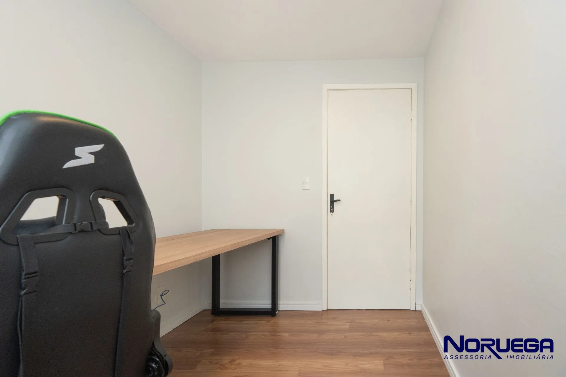 3-bedroom apartment with a washing machine in Curitiba — photo 16