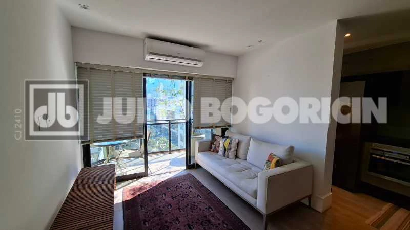 62 m² furnished apartment with 2 en-suite bedrooms — photo 13