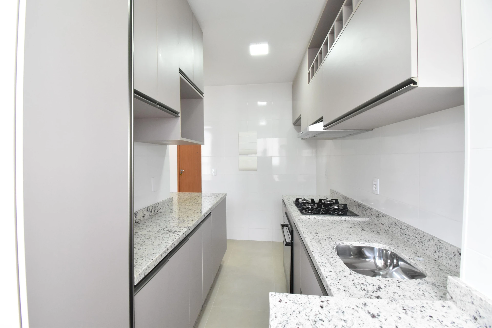 2-bedroom apartment with a home office in Curitiba — photo 31