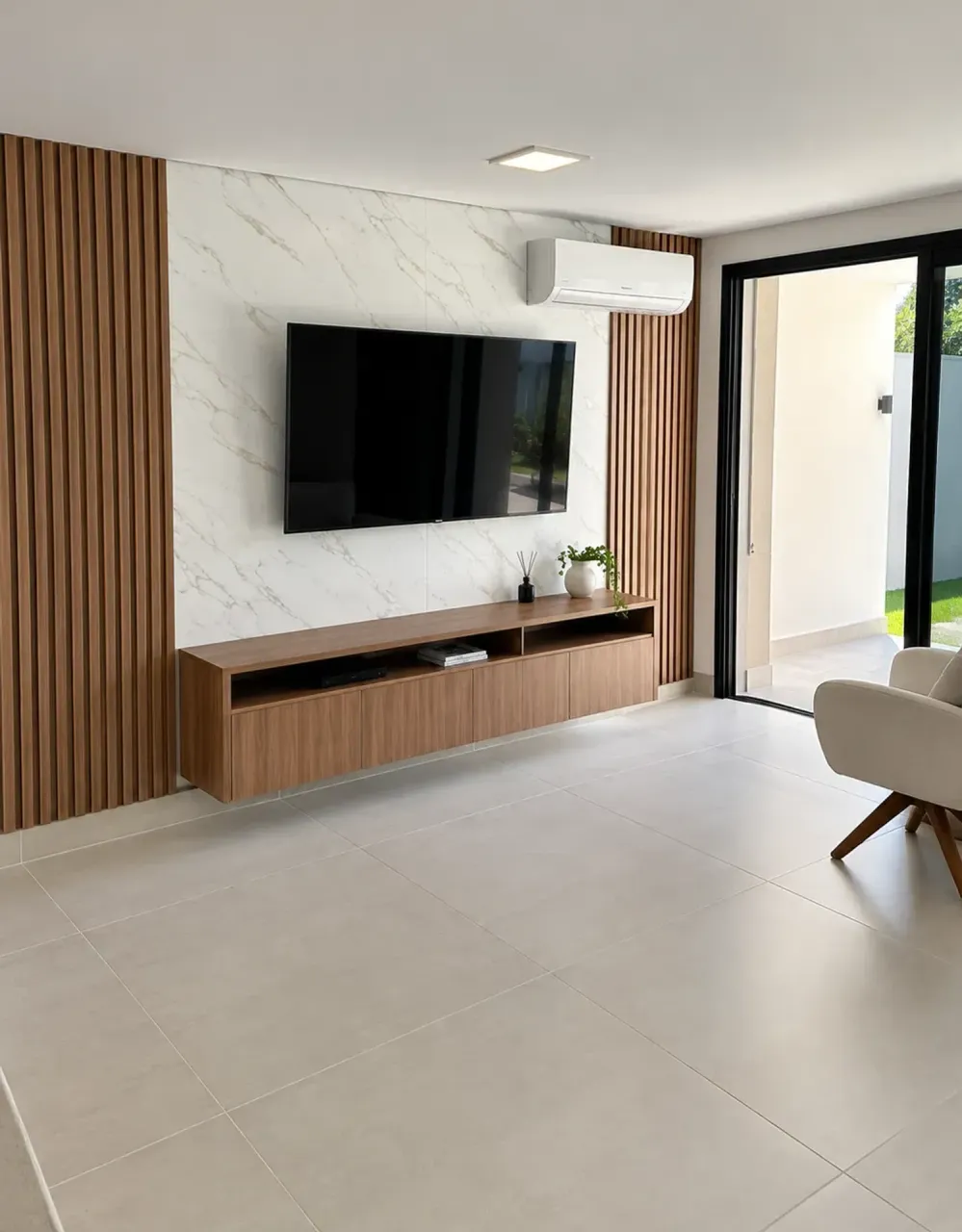 House with 4 bedrooms and 5 bathrooms, closed kitchen — photo 11