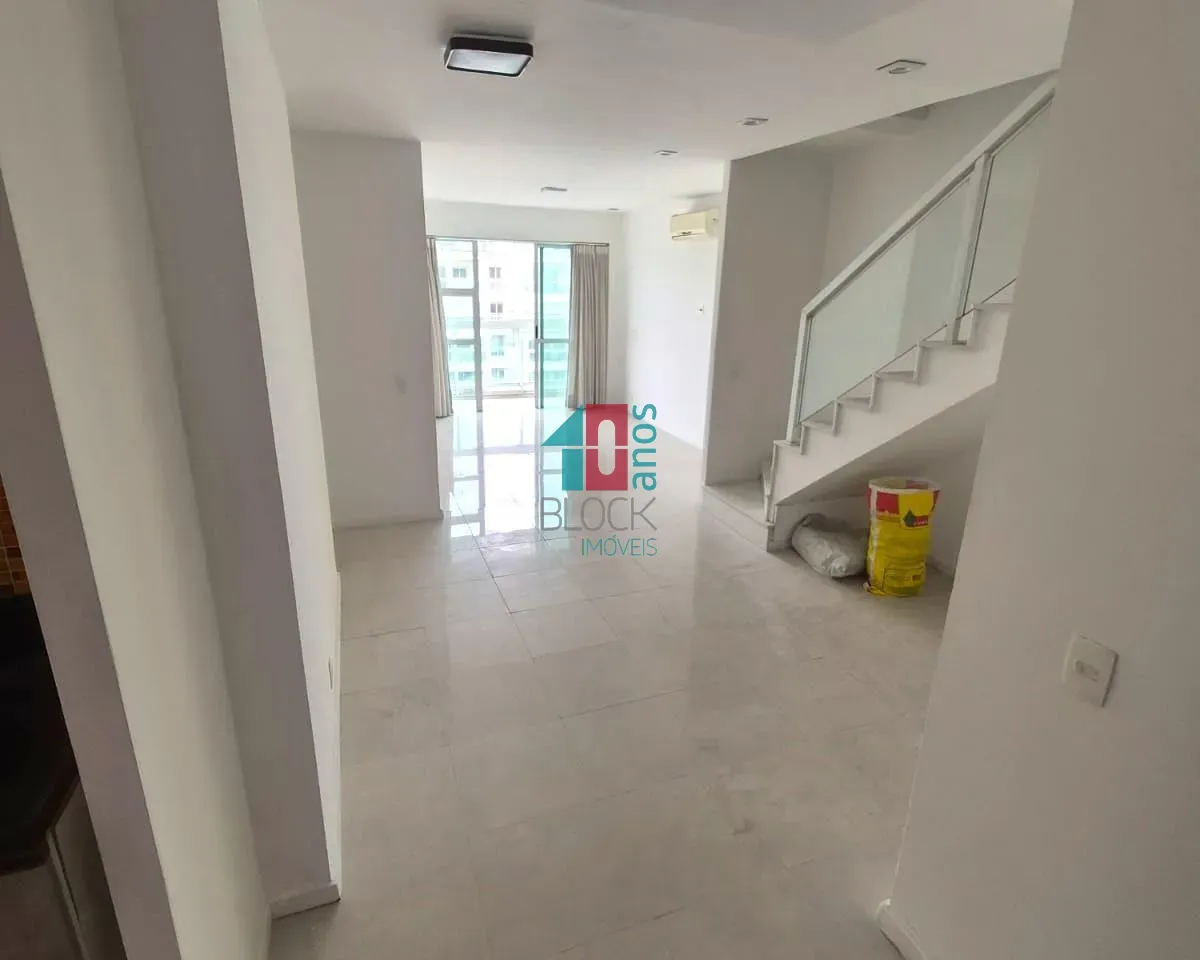 Apartment, 203 m², with a glass-enclosed balcony — photo 16