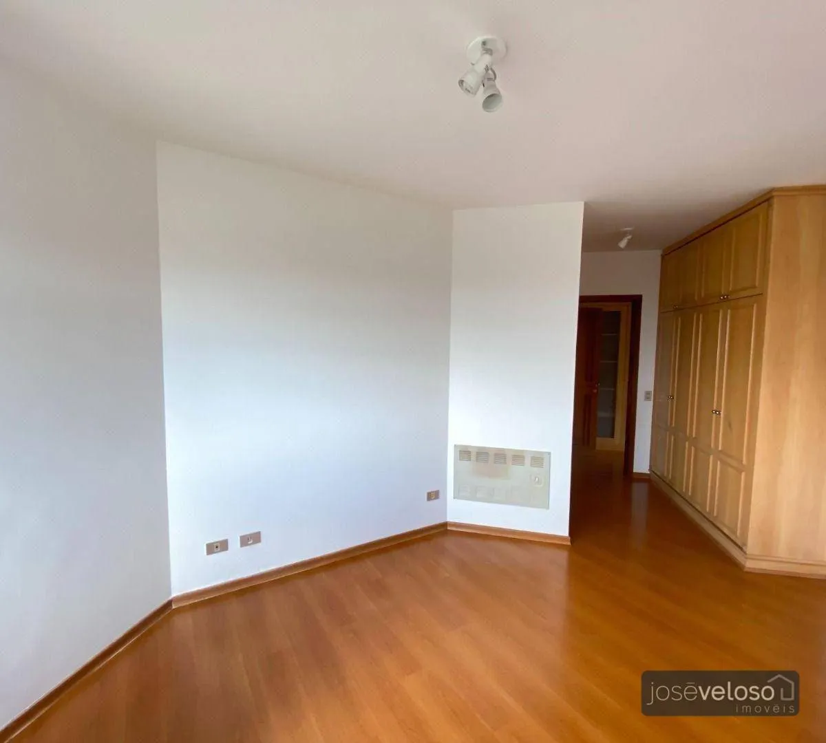 259 m² apartment with 4 bedrooms and private BBQ — photo 41