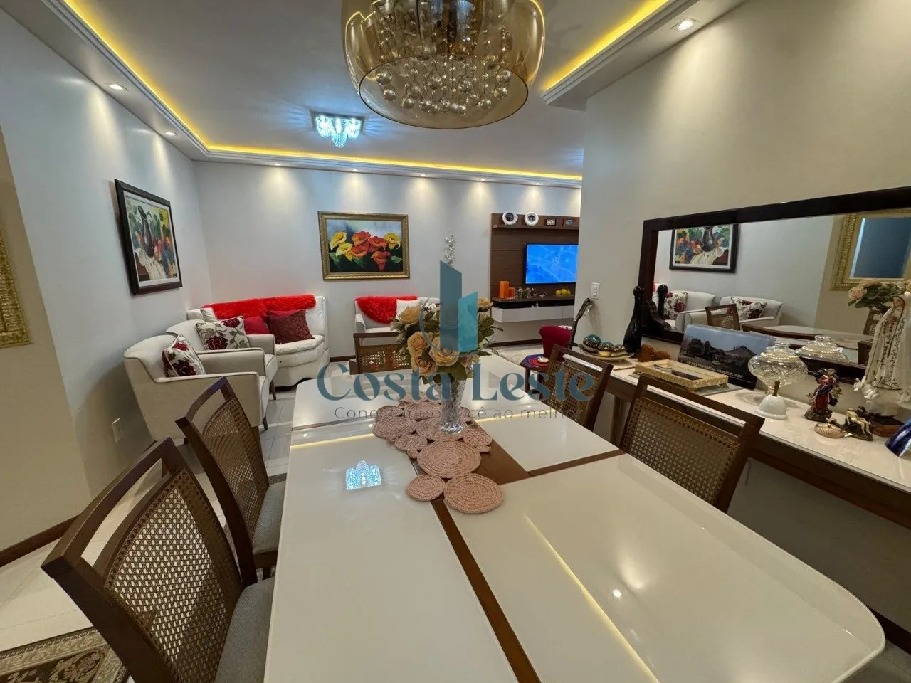 Furnished apartment with 4 bedrooms and 2 en-suites — photo 4
