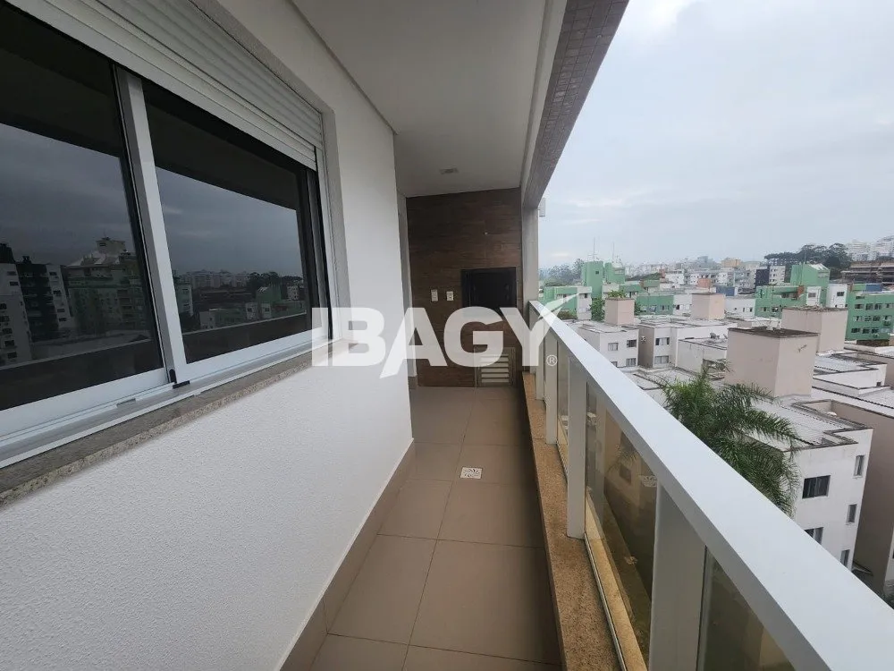 2-bedroom apartment in a building with a gym — photo 19