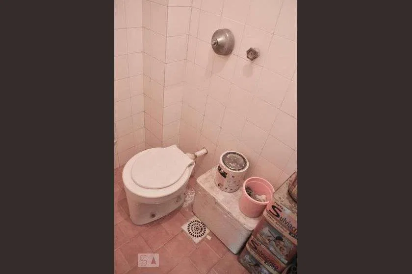 2-bedroom apartment with a closed kitchen and gas stove — photo 28