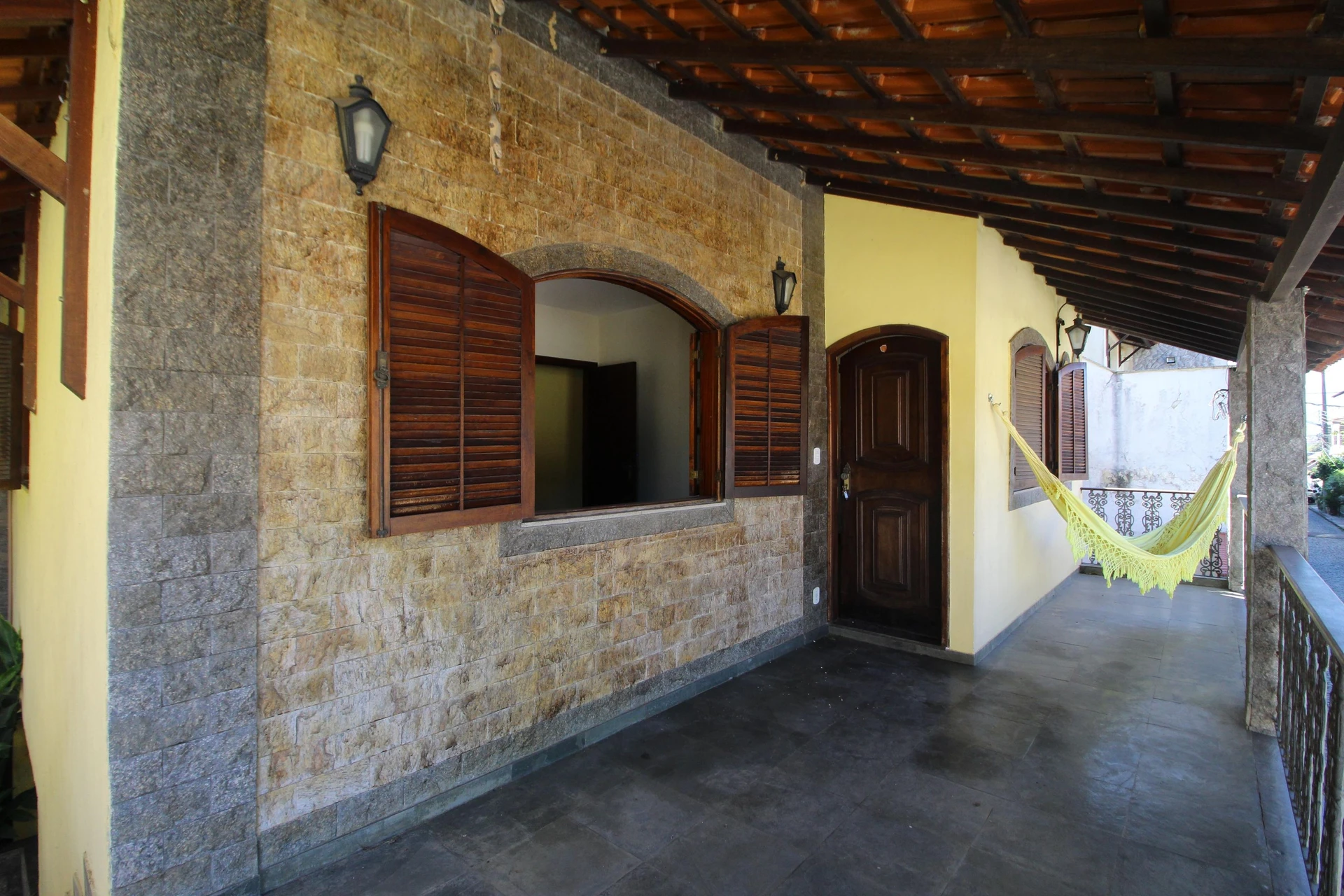 House with 2 bedrooms, private garden and balcony — photo 19