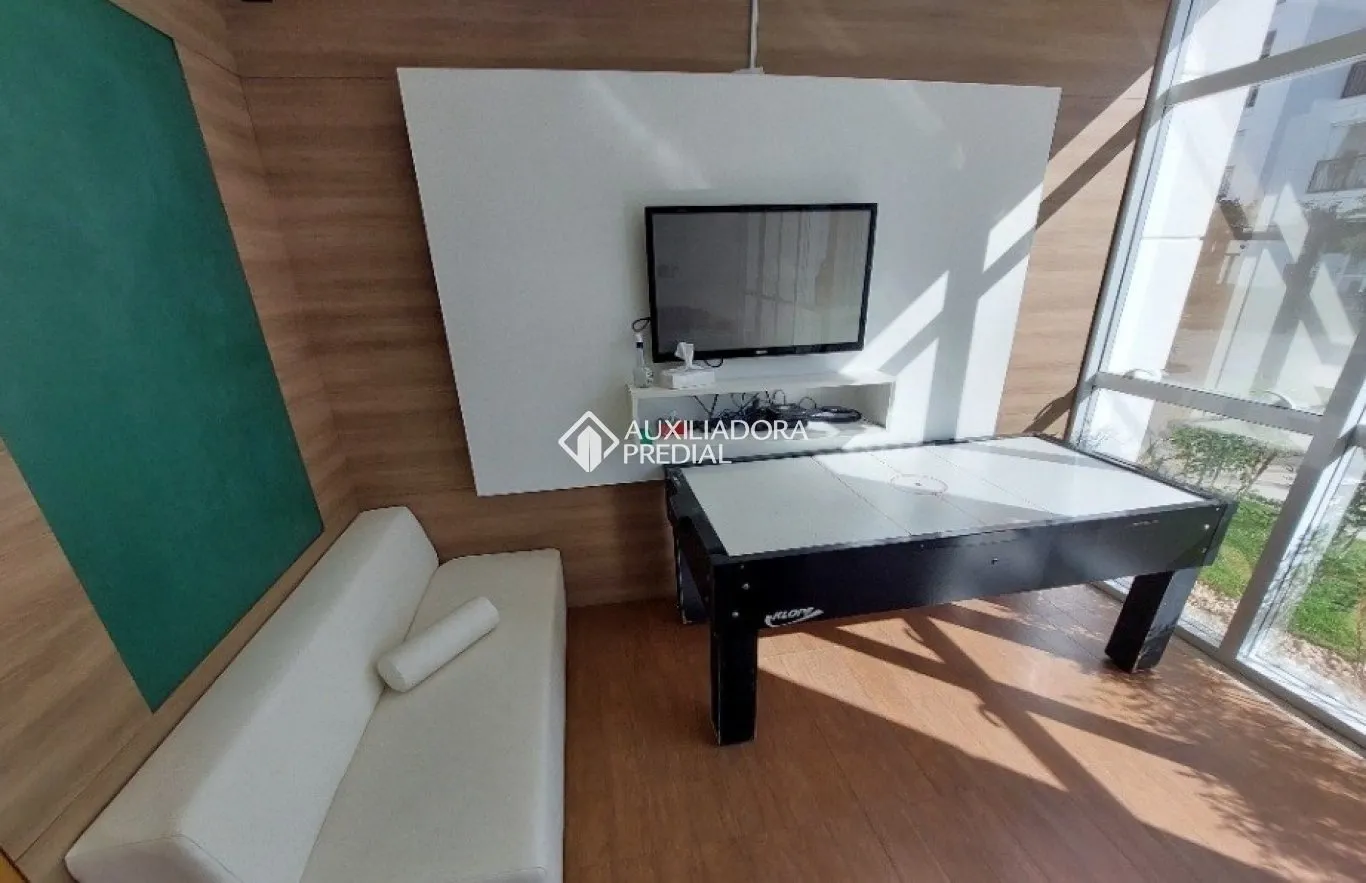 Apartment with open-plan kitchen and private garden — photo 26