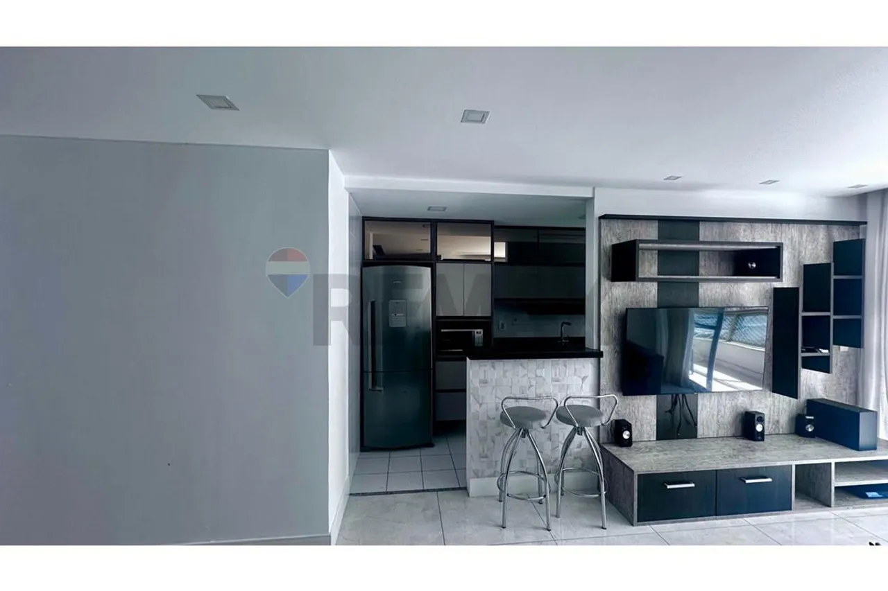 3-bedroom apartment with modern open-plan kitchen — photo 2