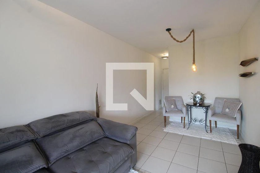 Furnished apartment, 83 m², with a glass-enclosed balcony — photo 10