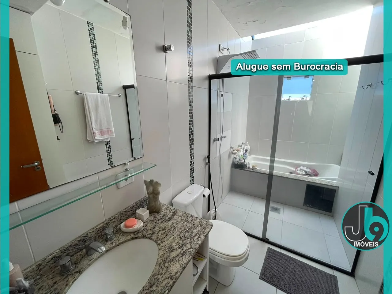 143 m² townhouse with 3 bedrooms and 5 parking spots — photo 20