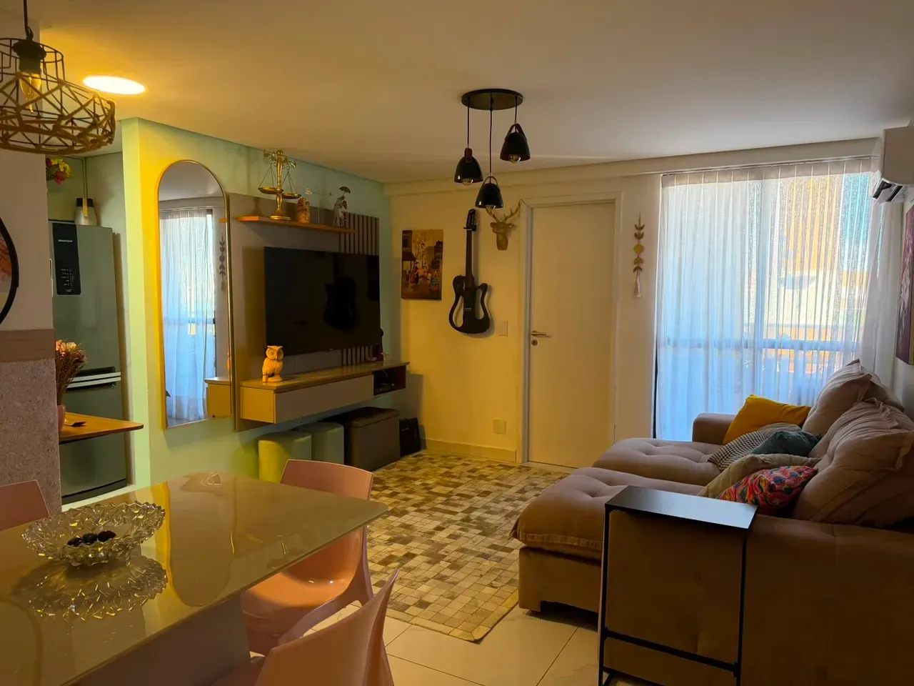 63 m² rental apartment with 2 bedrooms and enclosed balcony