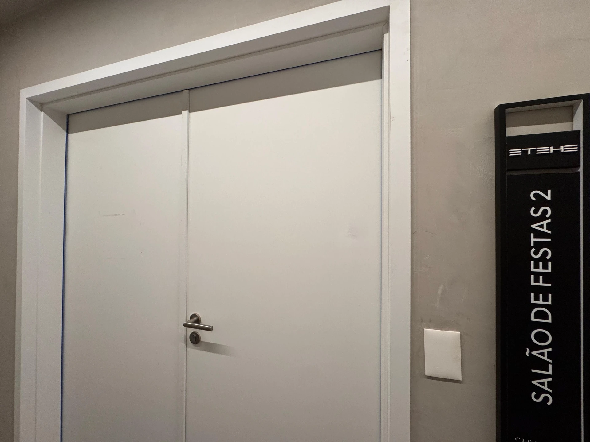 Apartamento amueblado de 3 dormitorios con balcón — photo 103