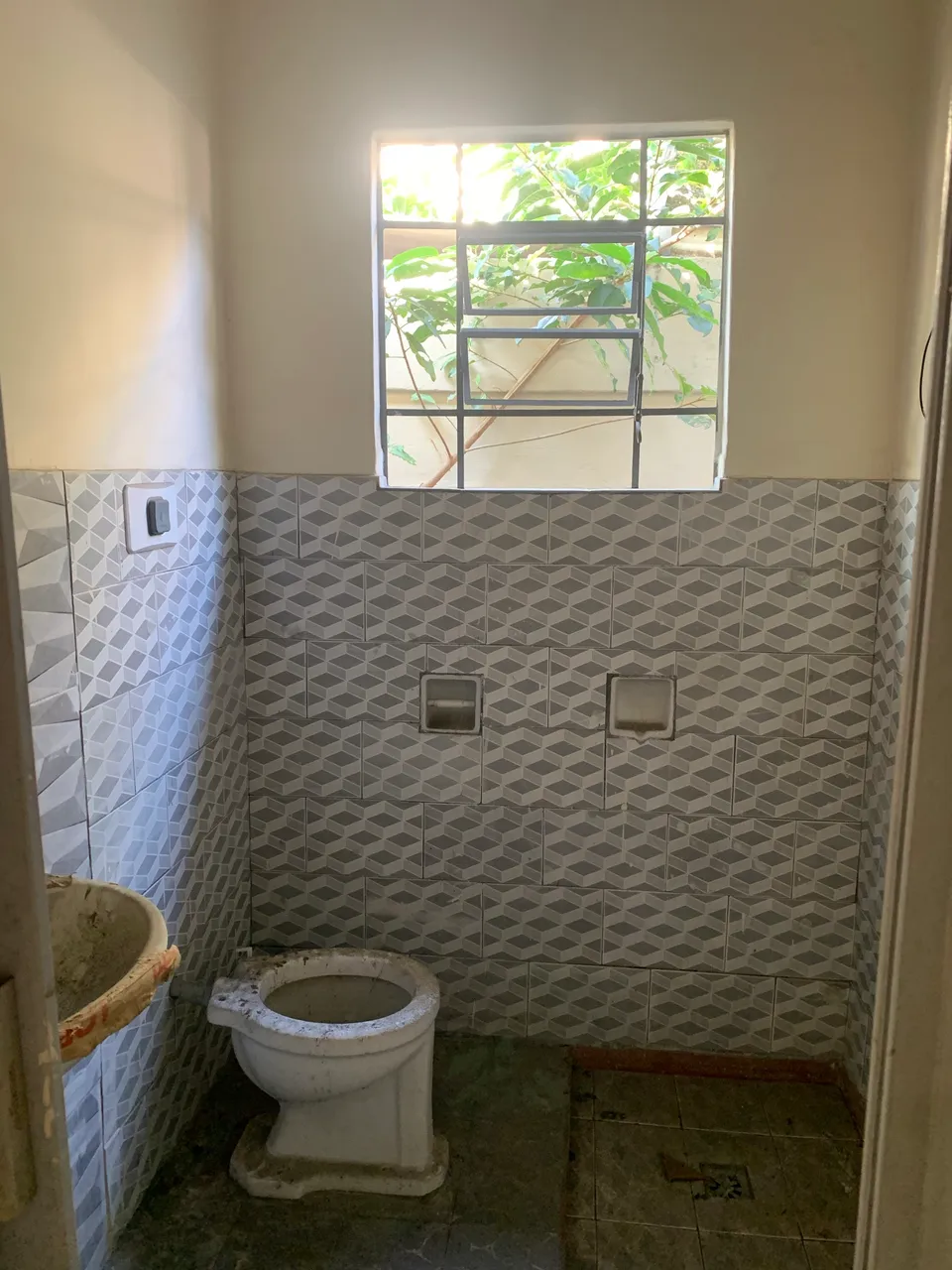 Unfurnished 1-bedroom apartment with 1 bathroom — photo 3