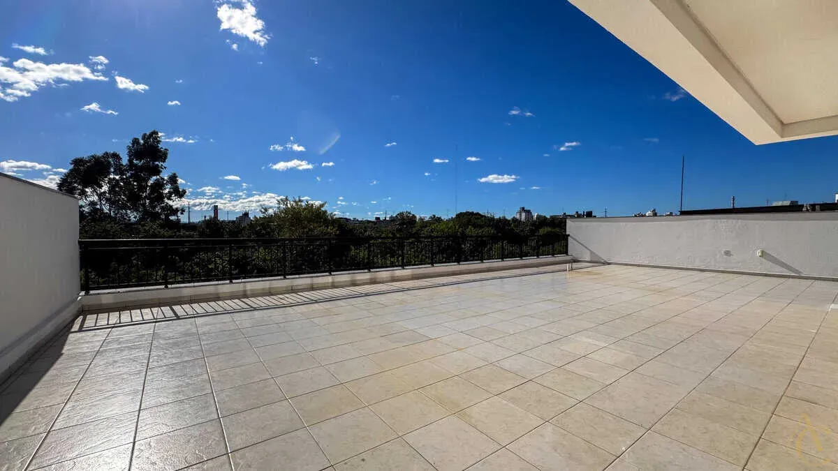 Unfurnished apartment with 3 bedrooms and balcony grill — photo 19