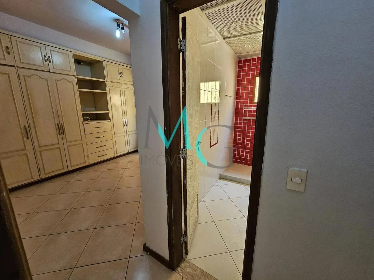 House with 4 bedrooms, 2 en-suites and 4 parking — photo 28