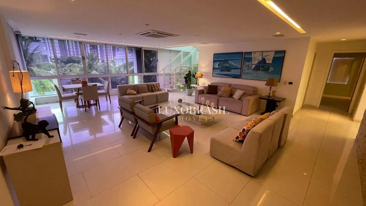 Apartamento mobiliado com 4 quartos e 5 banheiros — photo 13