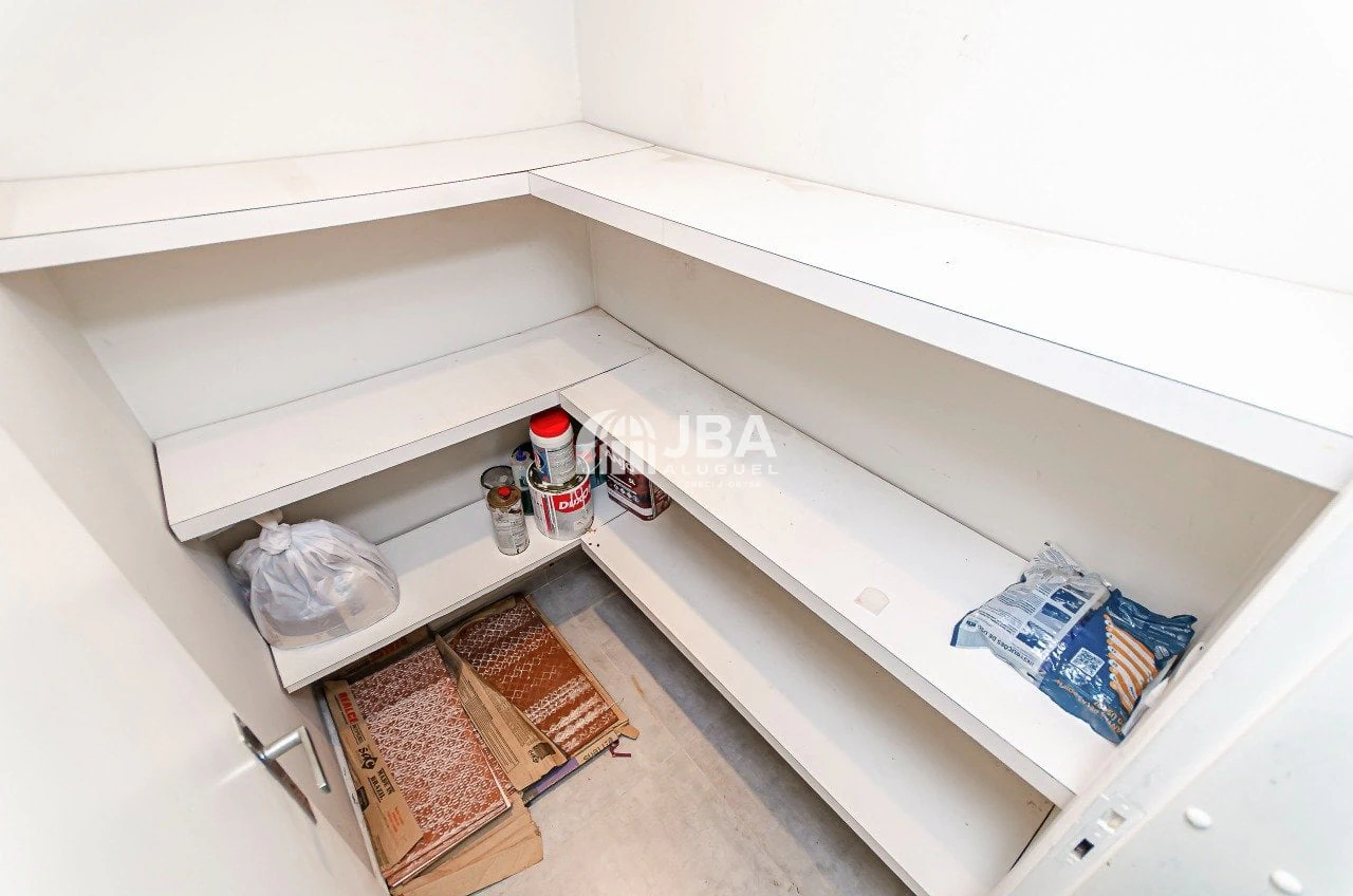 Apartamento de 3 habitaciones con 172 m² y cocina aparte — photo 18