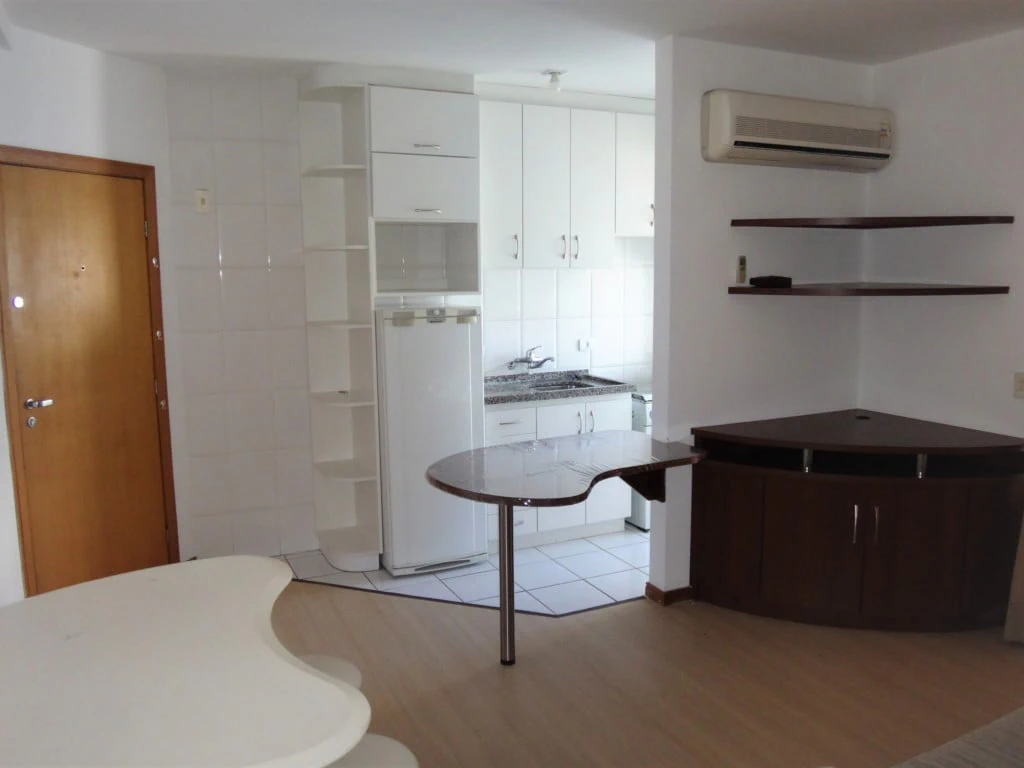 Furnished studio, 58 m² — photo 2