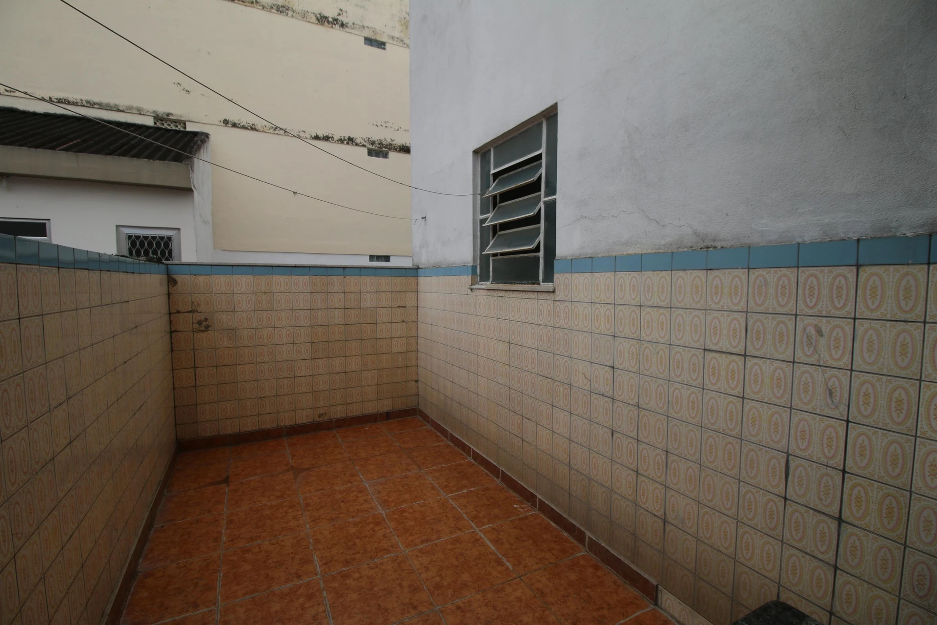 Rental apartment with 2 bedrooms and a private garden — photo 23