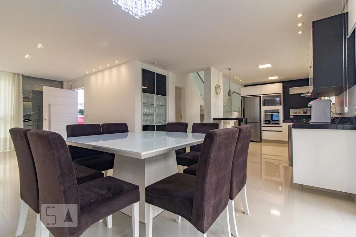 Furnished house, 220 m², with a grill on the balcony — photo 4