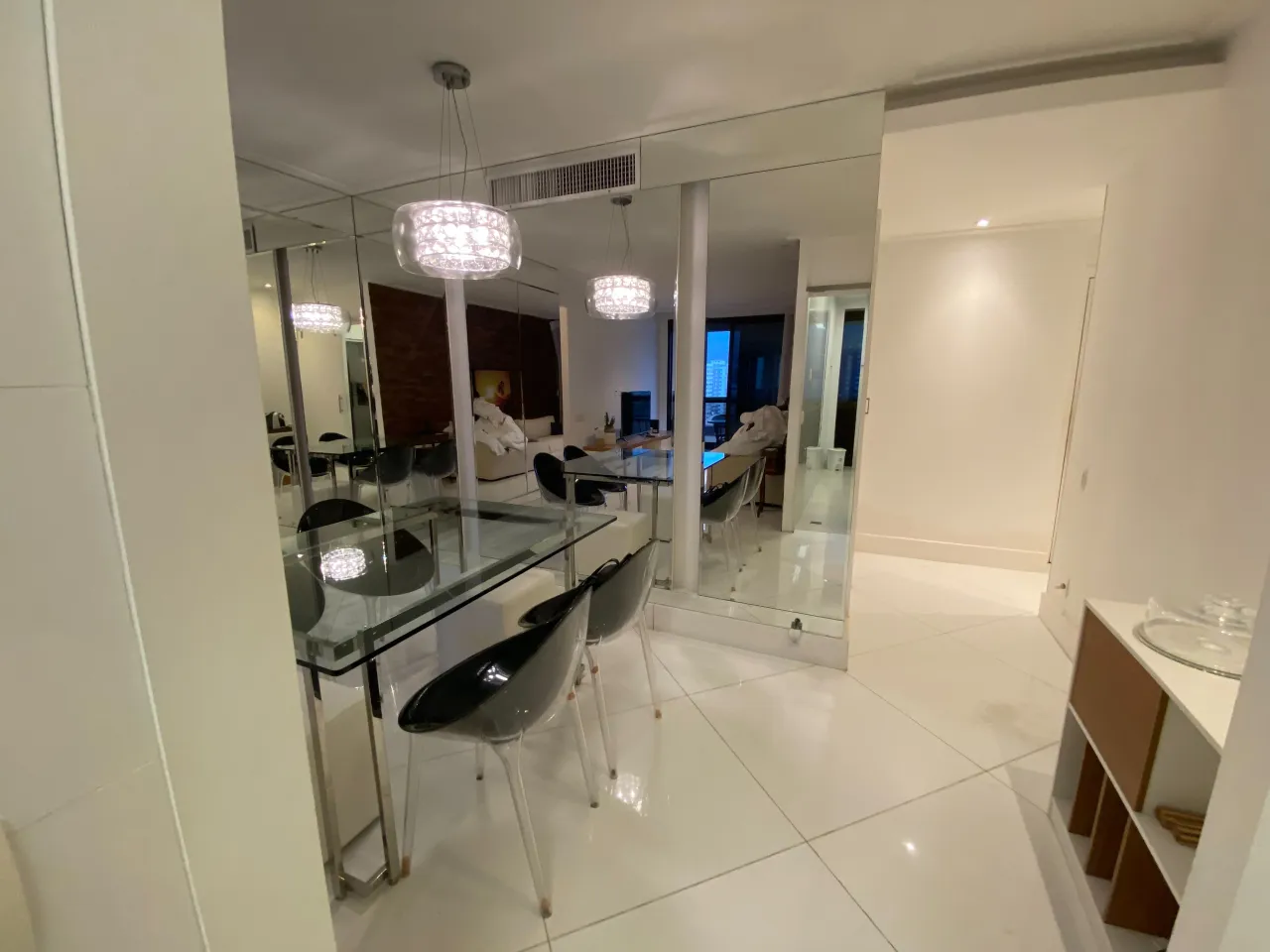 Furnished 2-bedroom apartment with balcony, 95 m² — photo 9