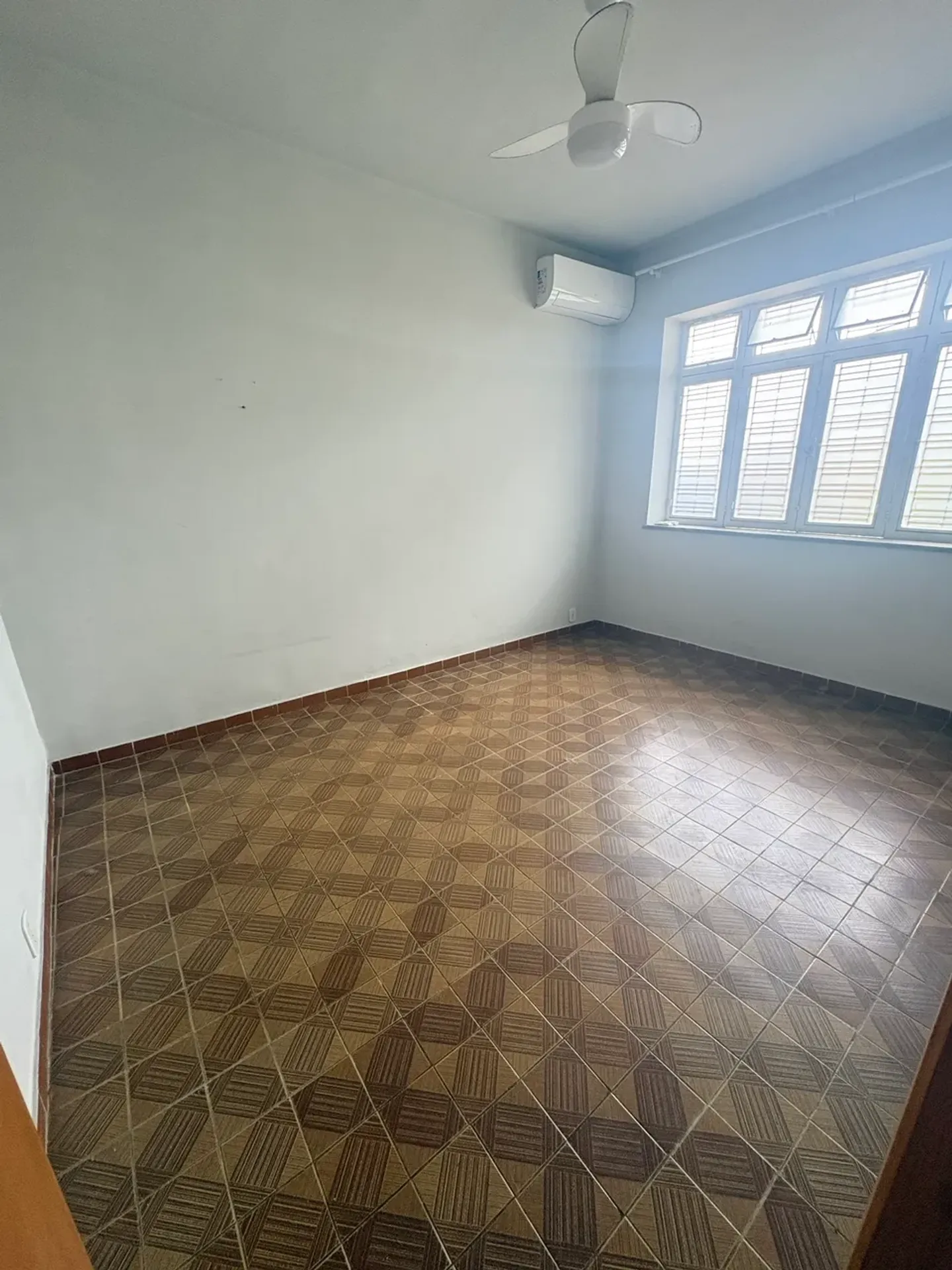 2-bedroom house, 150 m²