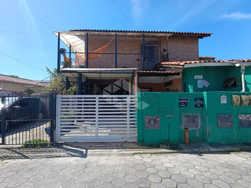 Furnished one-bedroom, 30 m² apartment in Florianópolis — photo 17