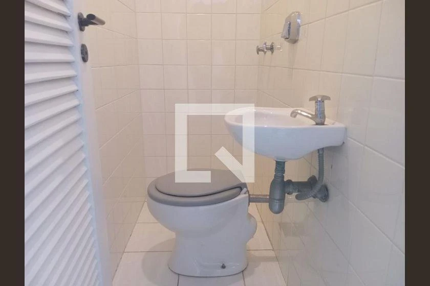 130 m² apartment with 3 bedrooms and a balcony — photo 45