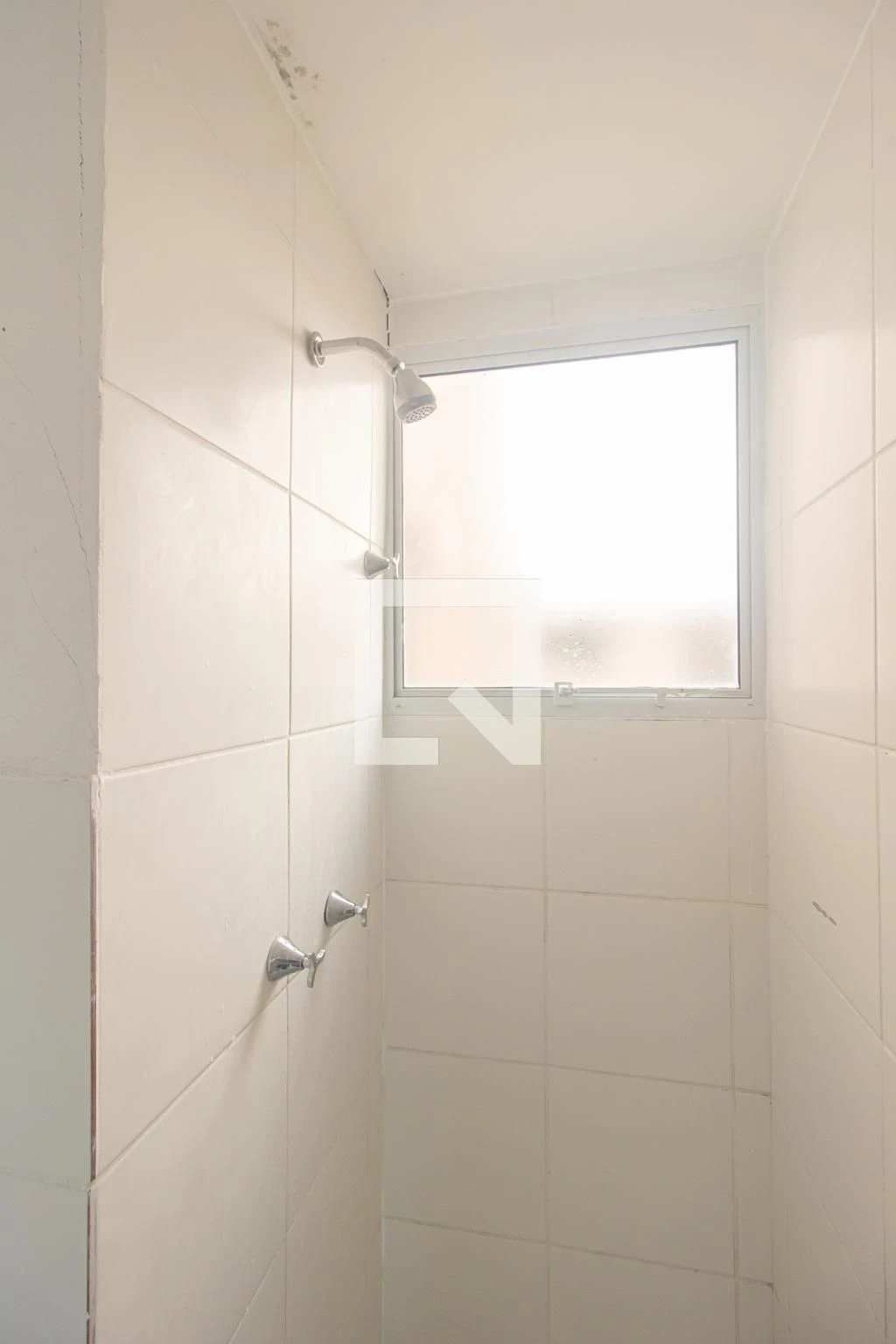 Apartamento com 2 quartos e 1 vaga, pisos de cerâmica — photo 13